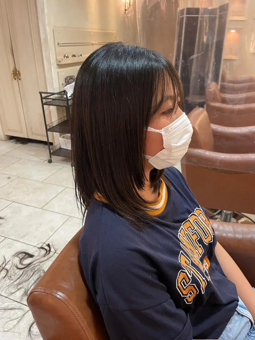 ロング レイヤーカット ショートカットなら 前平友慈のヘアスタイル