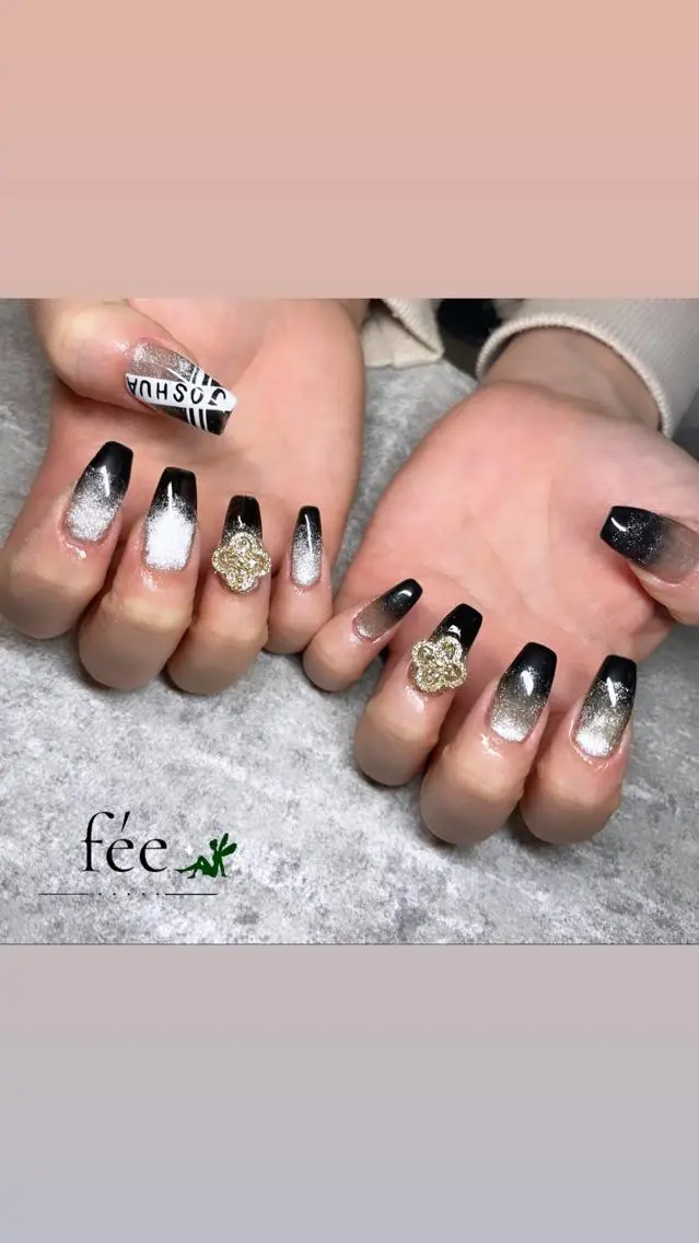 ネイル フットネイル ジェルネイル 韓国ネイル マグネットネイル ミラーネイル ハンドネイル nail salon fee（フィー）のネイルデザイン