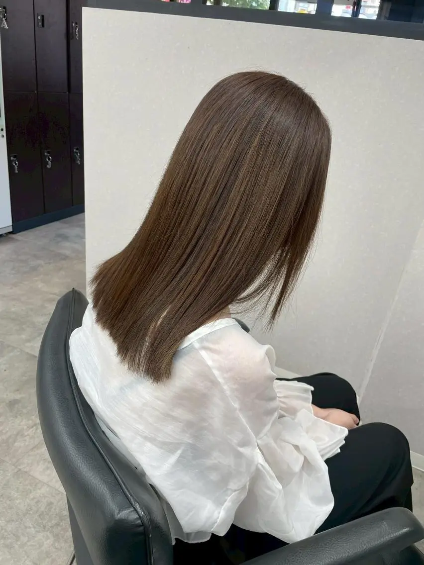 セミロング カラー ショートボブ ボブ くびれヘア 顔周りカット N゜jillva ナンバージルバのヘアスタイル