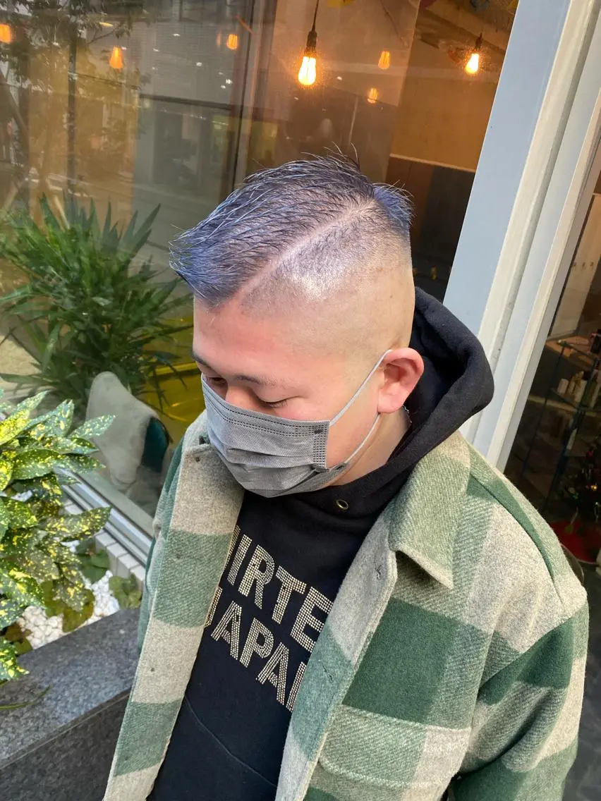 ショート カラー メンズ メンズブリーチ フェードカット メンズハイトーン スキンフェード ブリーチ Riganuts王子 Hayato✂︎のヘアスタイル