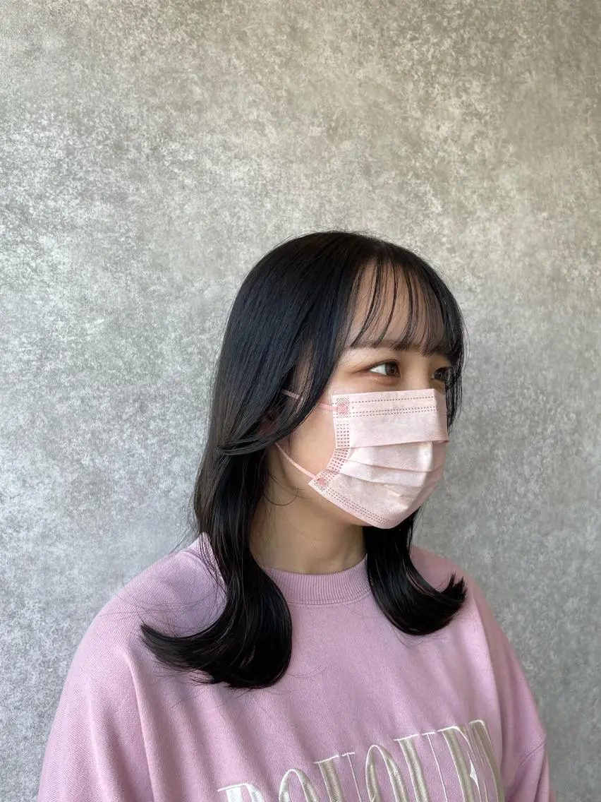 ミディアム カラー 顔まわりレイヤー レイヤーカット たなか りなのヘアスタイル