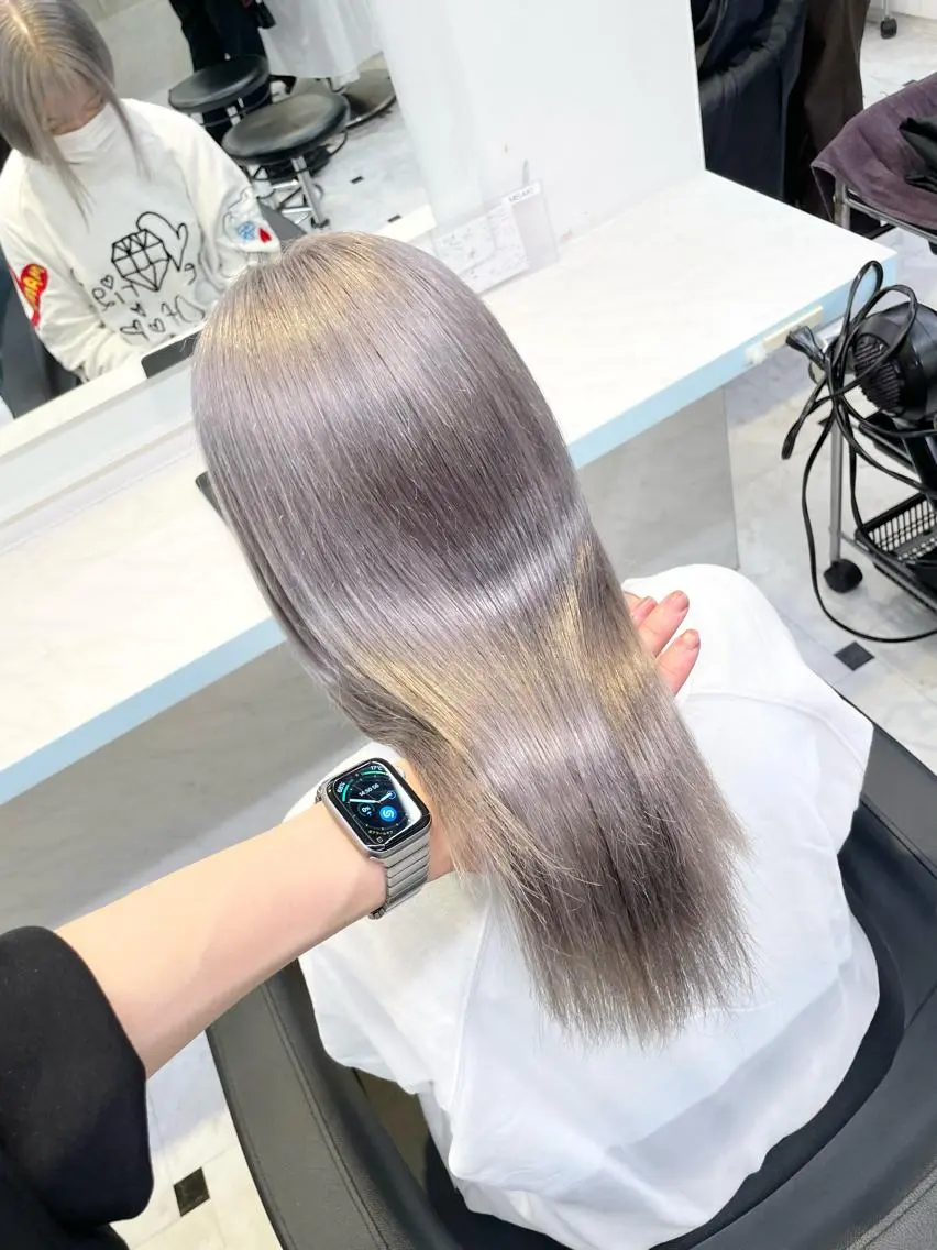 セミロング カラー ヘアカラー トリートメント ヘアセット 🩵ハイトーン 美咲🩵のヘアスタイル