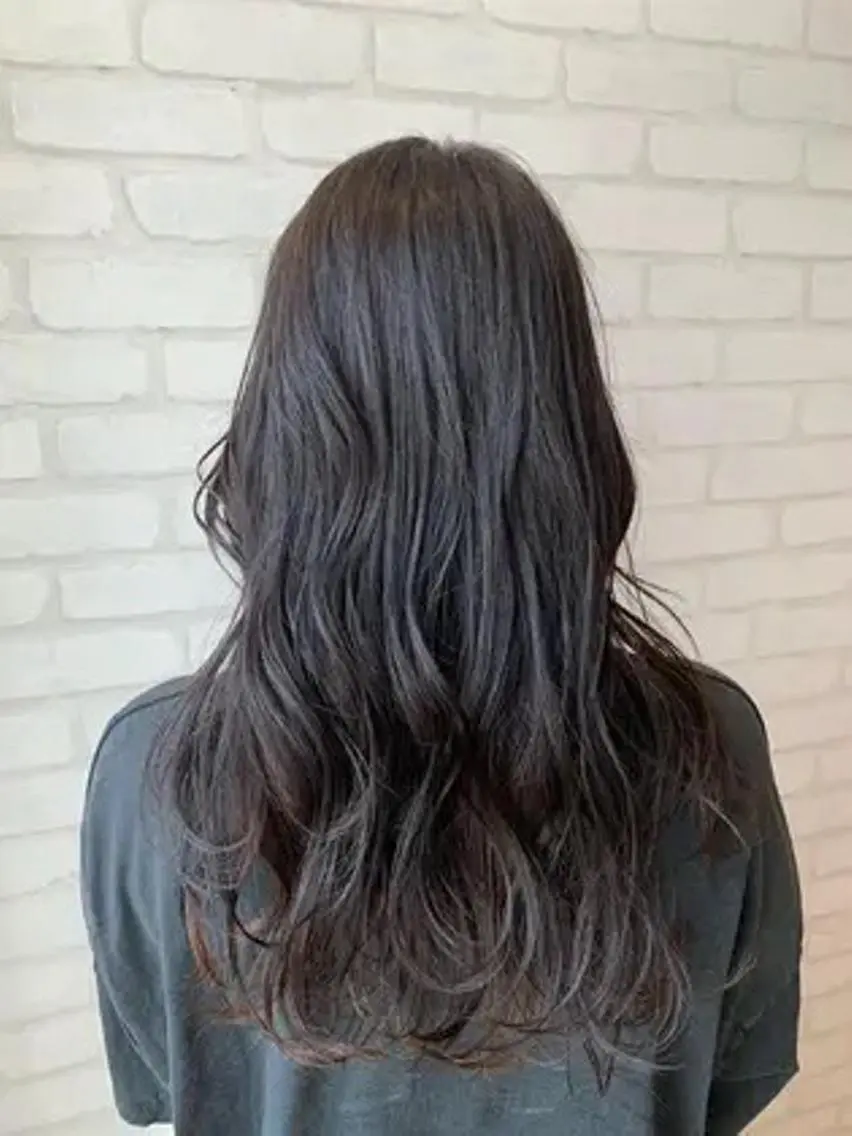 セミロング newi 赤羽のヘアスタイル