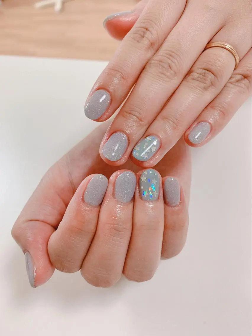 ネイル アートネイル 長さ出し フットネイル グリーン ニュアンスネイル Lily Roseスタッフ一同のマツエク・マツパデザイン