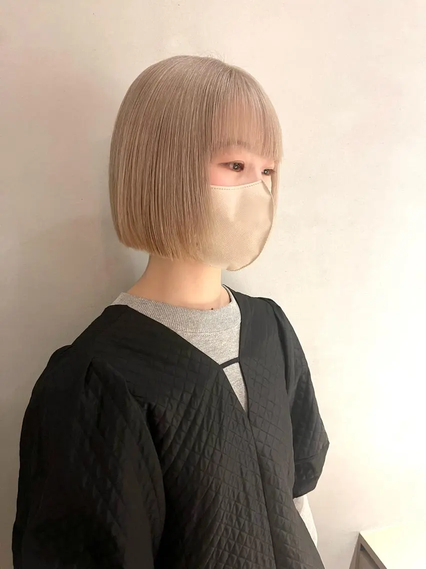 ショート カラー カット ヘアカラー トリートメント 🩷ハイトーン透明感 レイヤー🩷ユリカのヘアスタイル