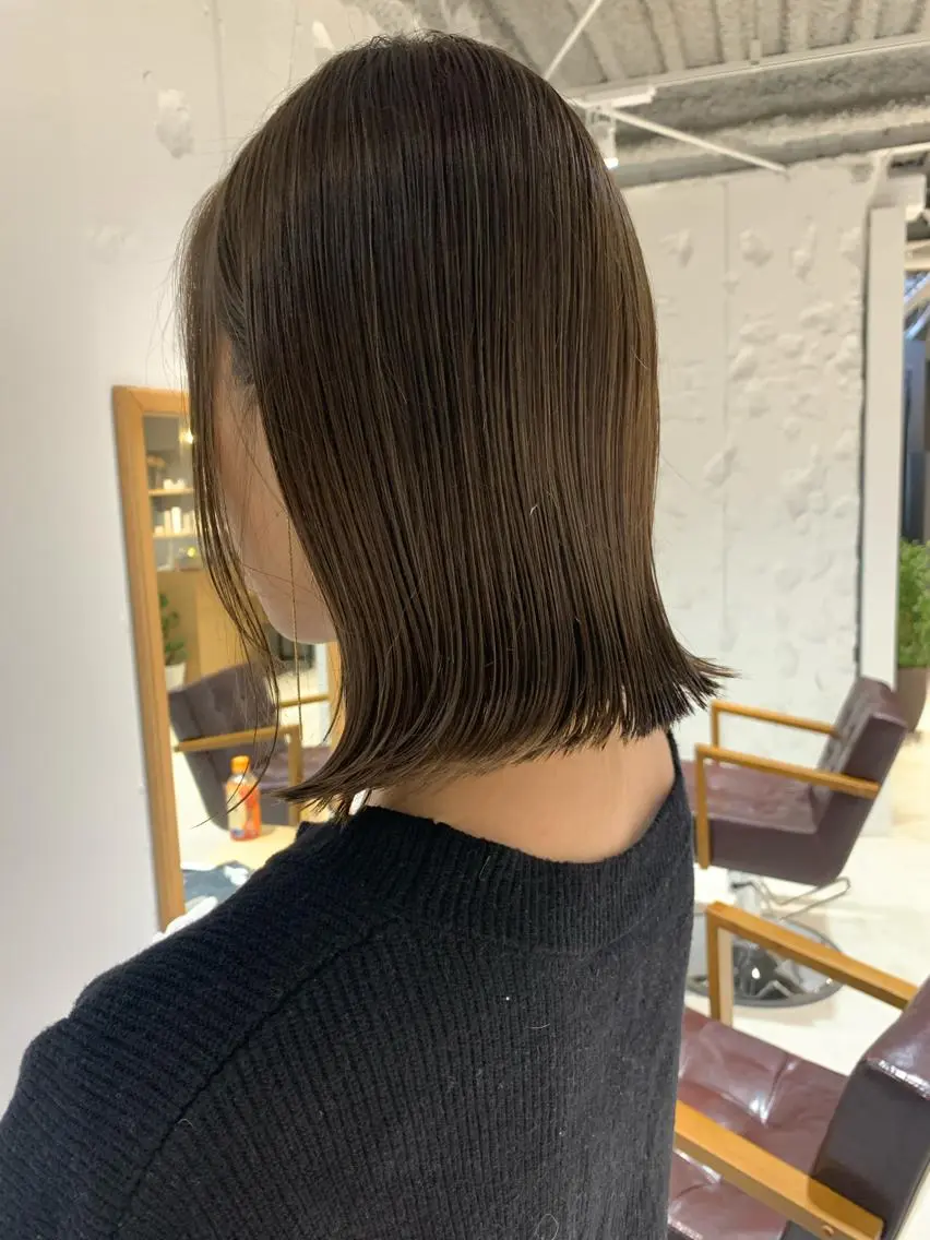 ミディアム カラー ハイライトカラー オリーブカラー ハイライト ヘアカラー ウルフ/ボブ/レイヤ ーカット◎ricoのヘアスタイル