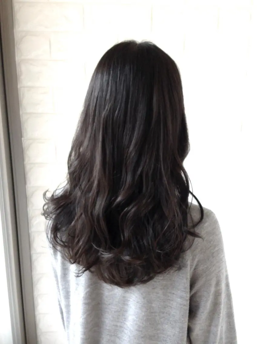 ロング カラー アッシュ 透明感カラー ダークアッシュ イルミナカラー 髪質改善縮毛矯正 美容師✂️山崎竜二のヘアスタイル