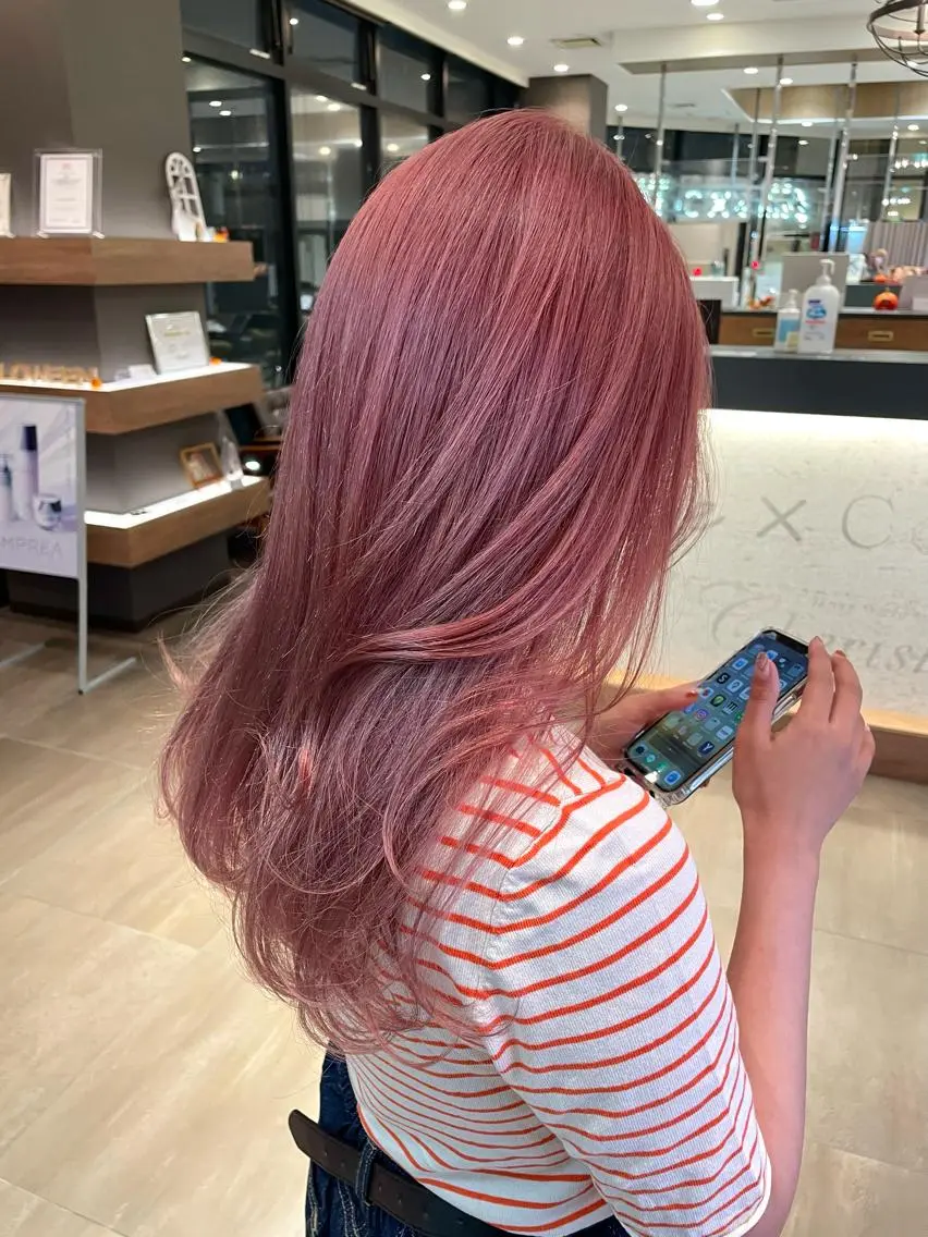 カラー ブリーチ ヘアカラー トリートメント 透明感/ベージュ/ 艶髪/ボブ🫧門脇由のヘアスタイル