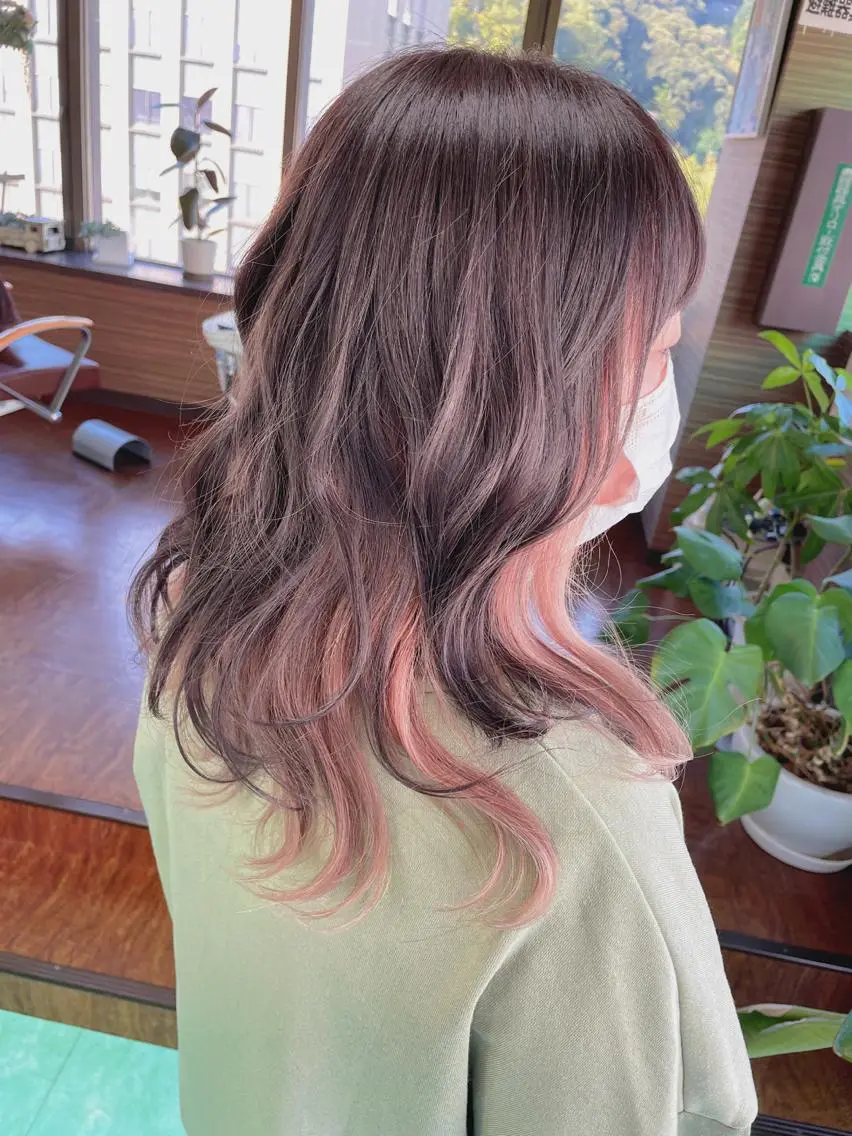 セミロング カラー ピンクカラー パープルカラー シルバー ヘアカラー 土居 正季のヘアスタイル