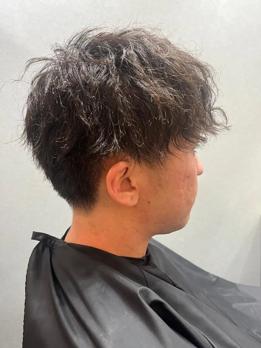 ショート カラー パーマ ヘアアレンジ メンズ キッズ ネイル マツエク・マツパ アイブロウ メンズブリーチ メンズハイライト メンズインナーカラー メンズ韓国風 ブリーチ 久木原 ゆりのヘアスタイル