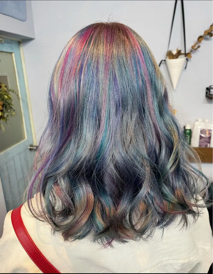 セミロング カラー ショートボブ アッシュ バレイヤージュ ミストバング ベージュカラー カット ヘアカラー トリートメント 原宿サロン代表 デザインカラー伊藤卓のヘアスタイル