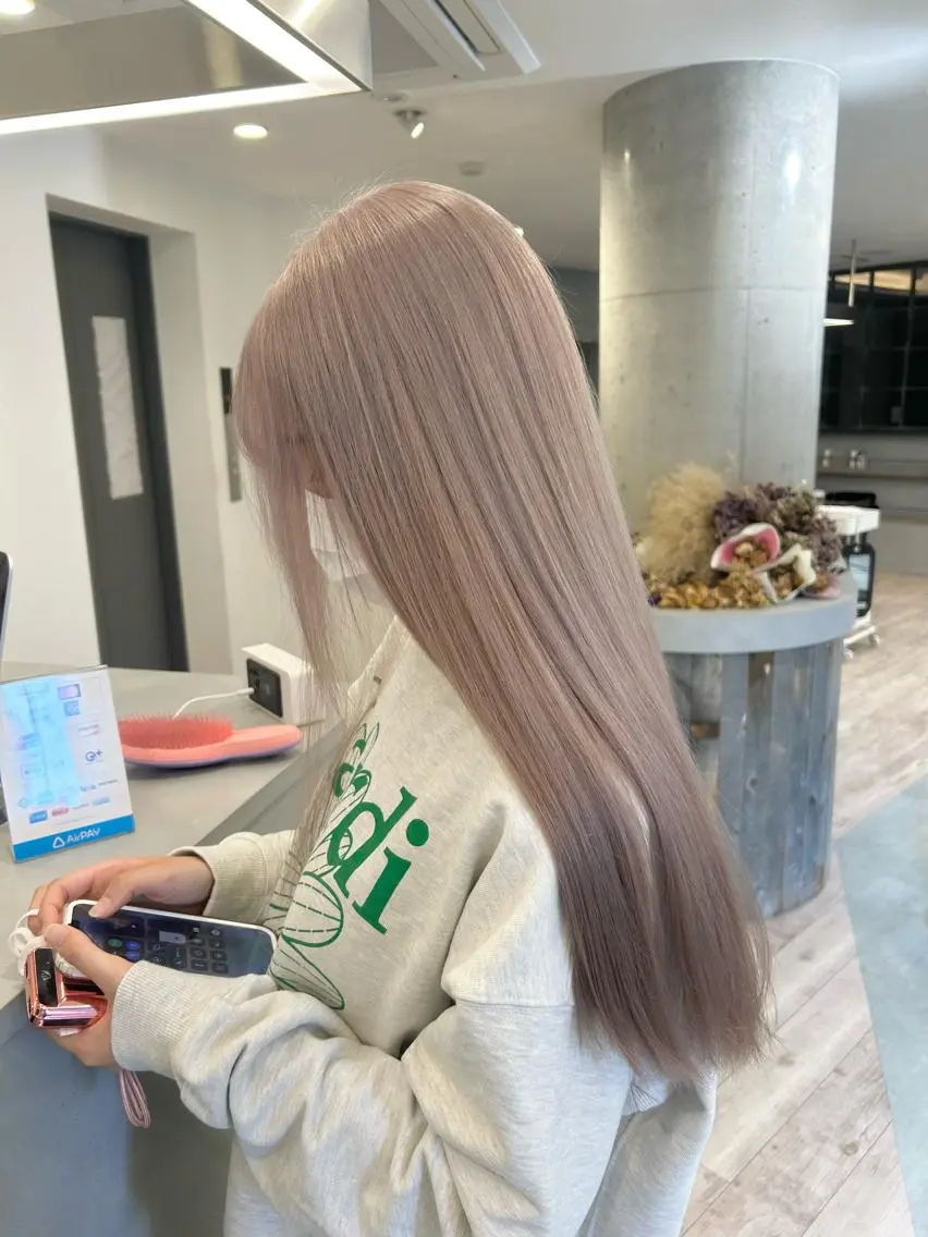ロング カラー ヘアカラー ハイトーン特化サロン 🍑momo🍑のヘアスタイル
