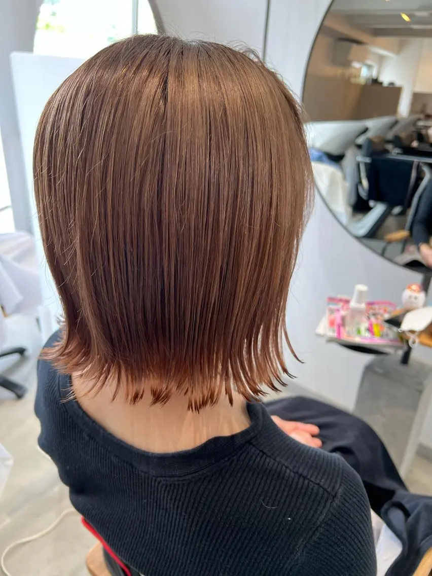 ミディアム カラー ヘアアレンジ ブラウンカラー モカブラウン カット ヘアカラー トリートメント APREKO SAYAKAのヘアスタイル