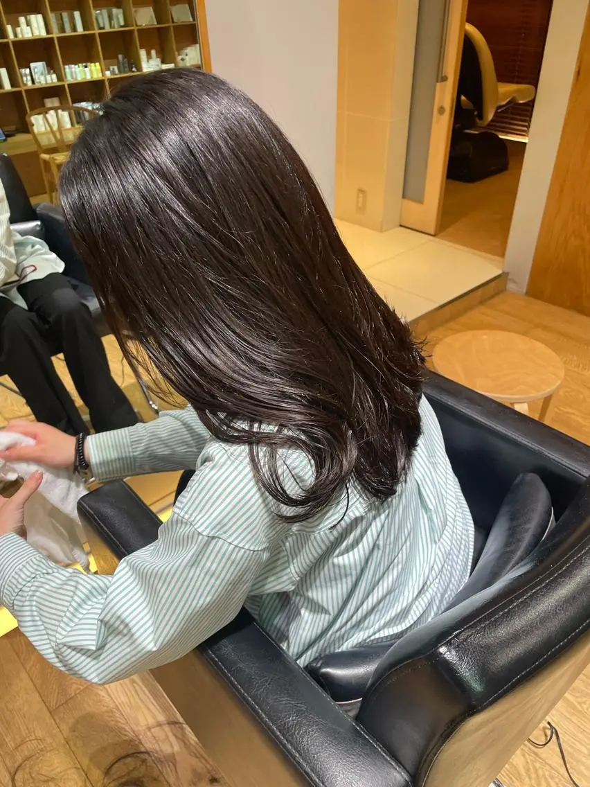 ロング カット ヘアカラー 大橋 芽衣のヘアスタイル