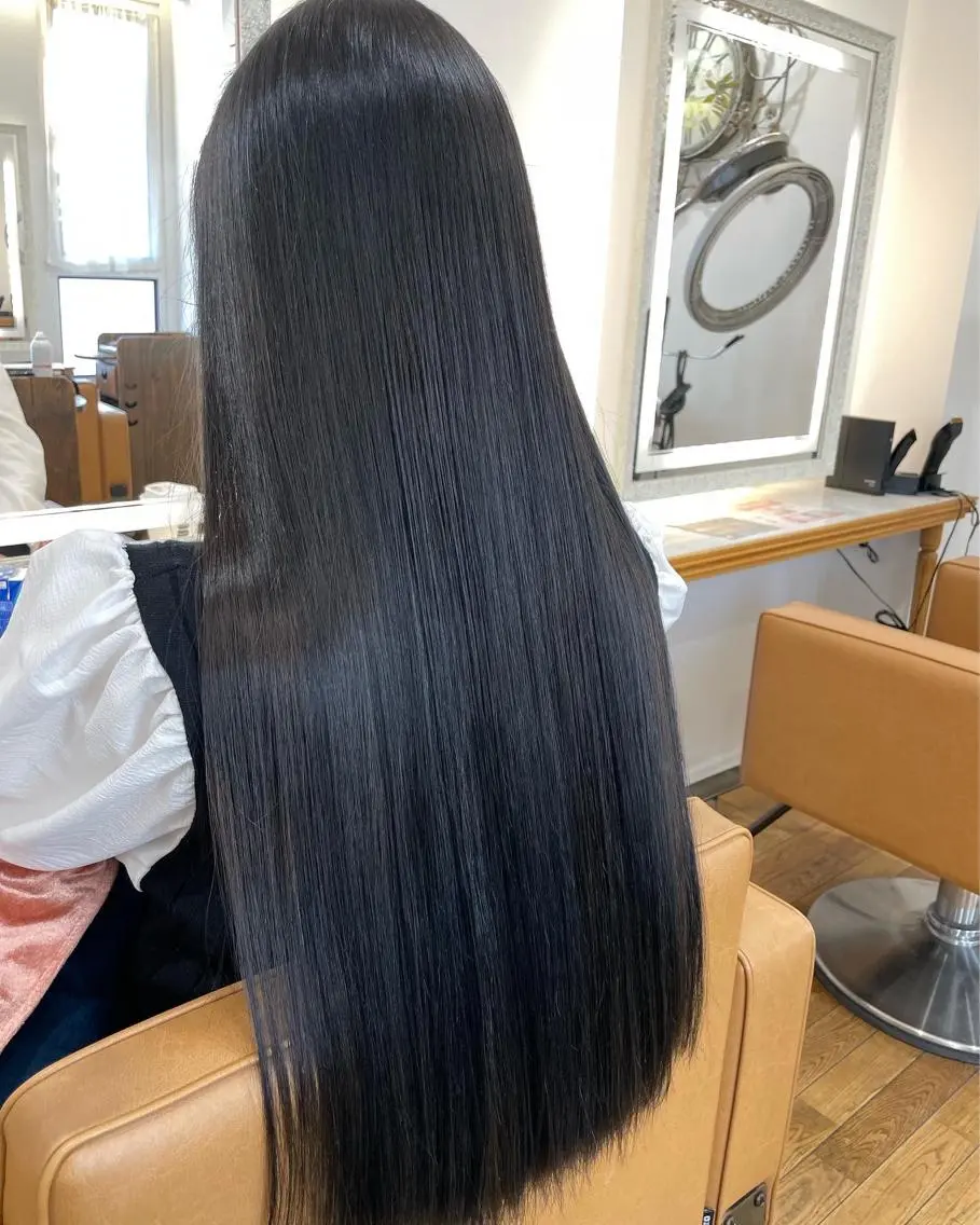 ロング トリートメント ブリーチ毛矯正.髪質 改善.髪にドラマをのヘアスタイル