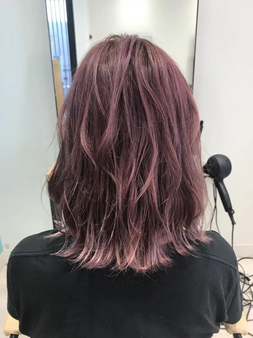 ミディアム カラー ピンクカラー カット ヘアカラー トリートメント インナーエクステ渋谷 🦋KAJIのヘアスタイル