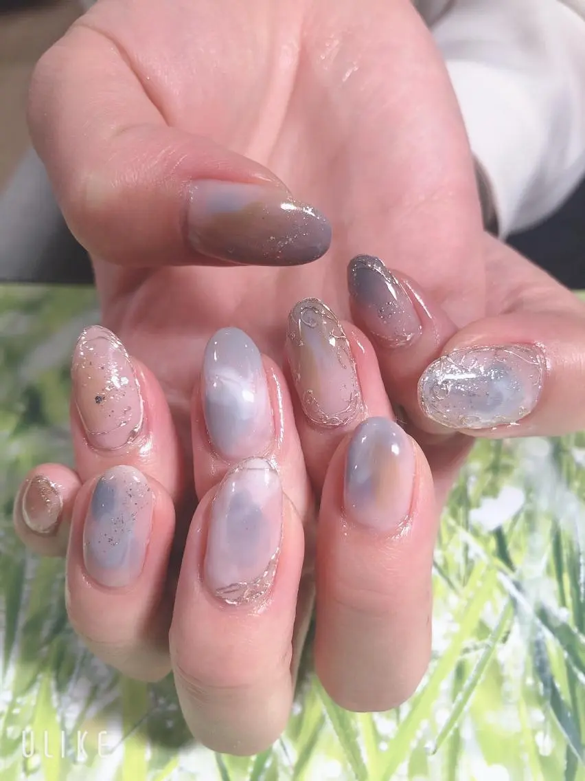 ネイル ニュアンスネイル ハンドネイル 吉野✨ ネイルデザイナー✨のネイルデザイン
