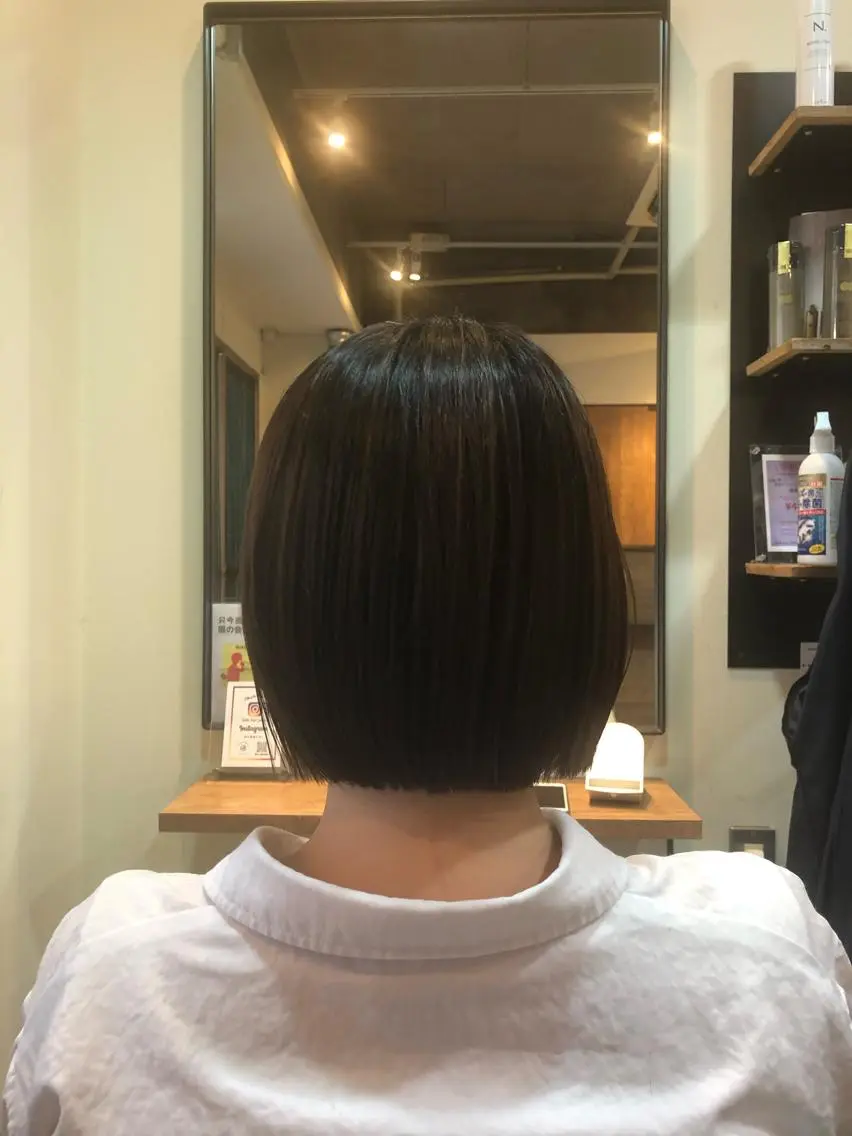 ミディアム nowhere ノーウェアのヘアスタイル