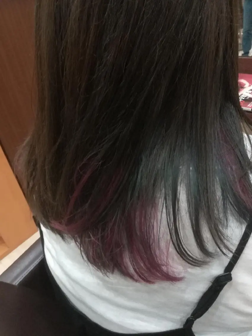 セミロング カラー インナーカラー ラベンダーカラー カット 縮毛矯正 トリートメント sato shoheiのヘアスタイル