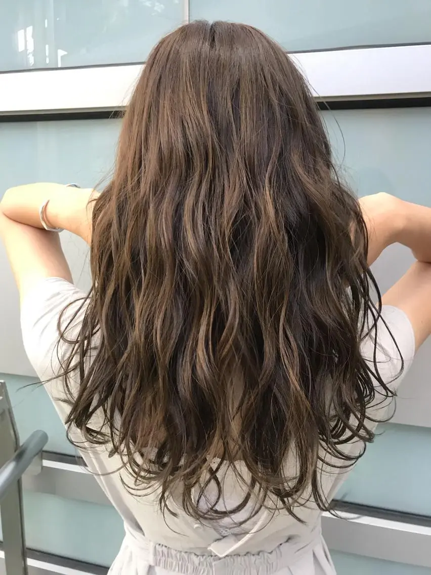 ロング カラー 🌷小野田 睦🌷のヘアスタイル