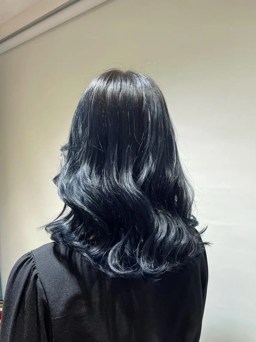 セミロング 池田 歩佳のヘアスタイル