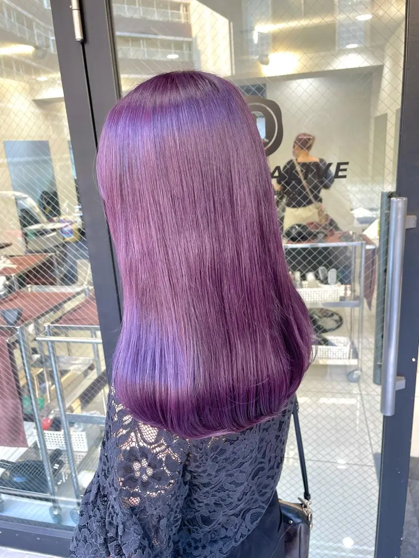 セミロング カラー ヘアカラー 横山 奈央のヘアスタイル