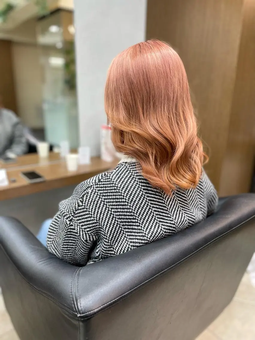 カラー yasuハイトーン/ デザインカラーのヘアスタイル