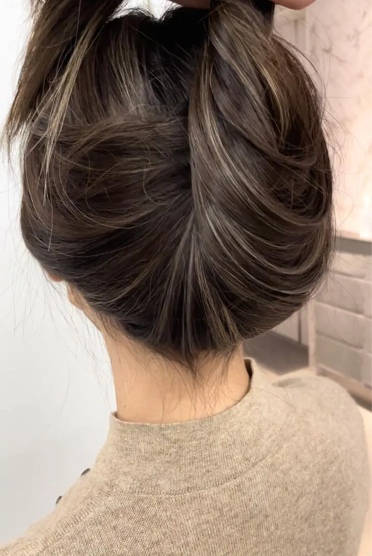 ミディアム カラー ヘアアレンジ ハイライトカラー 3Dハイライト ハイライト 🎗秋山勇/ GEAR.代表のヘアスタイル