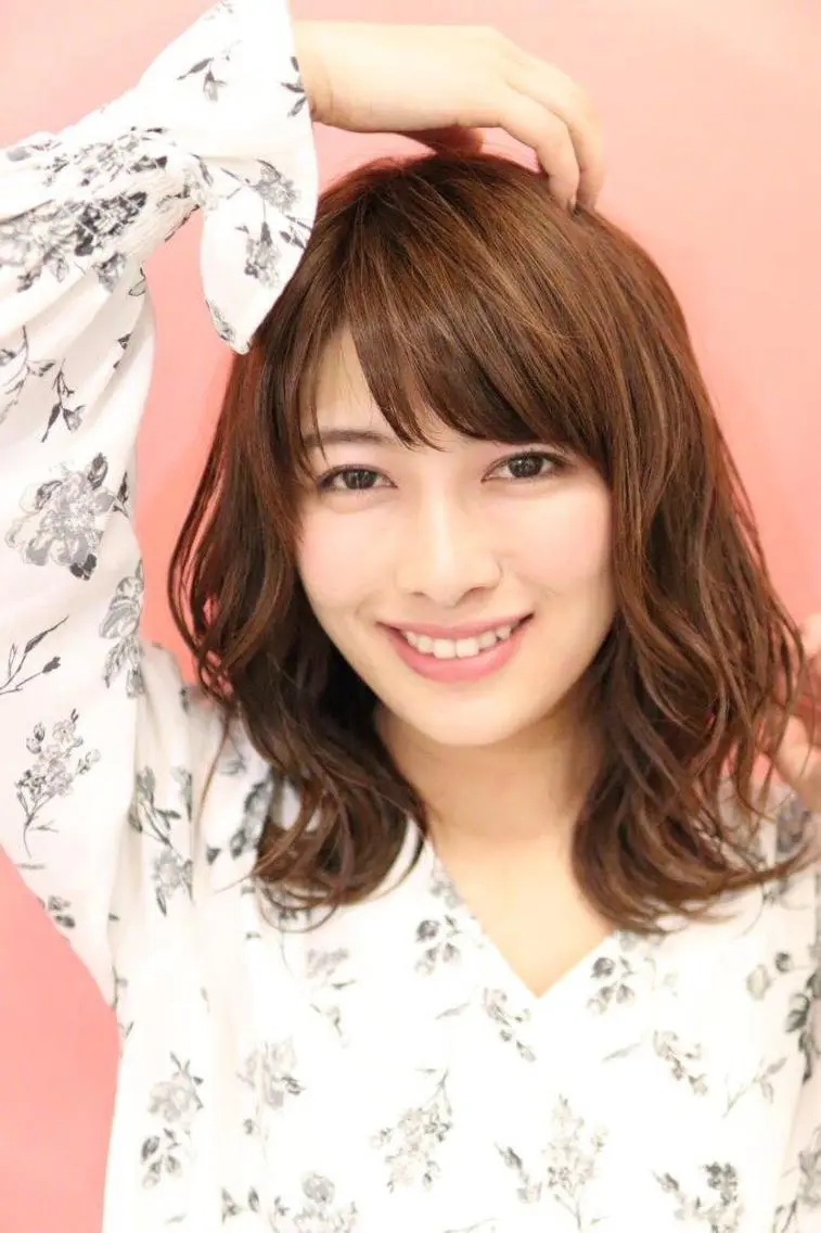 セミロング 美容歴15年 岩田芳郎のヘアスタイル