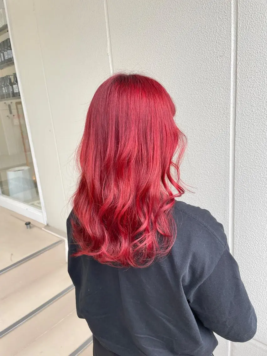 ロング カラー ヘアアレンジ レッドカラー カット トリートメント ヘッドスパ ヘアセット 艶カラー✨縮毛矯正✨ 翁長孝輔のヘアスタイル