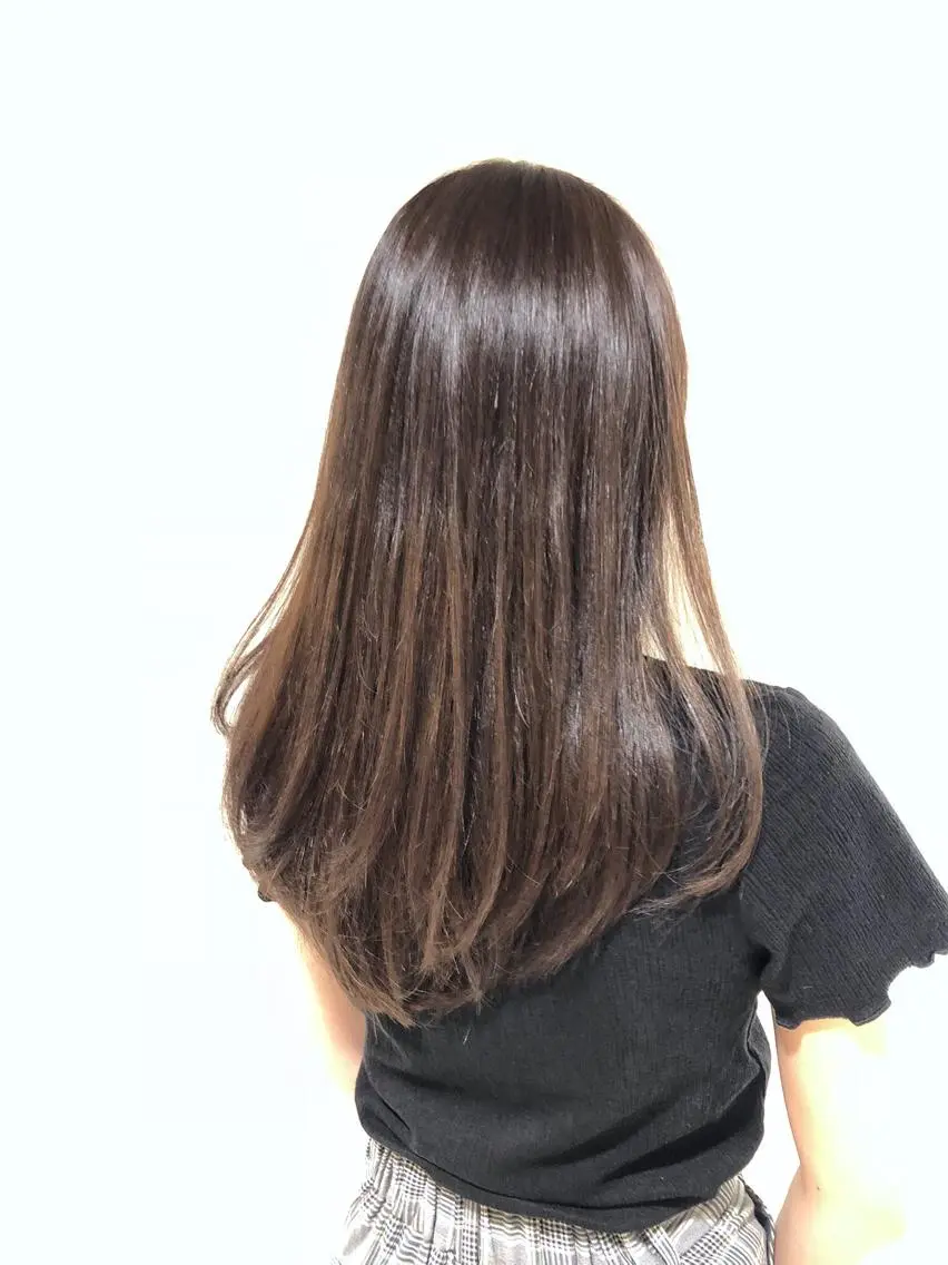 ロング カット ヘアカラー 冨田 義智のヘアスタイル