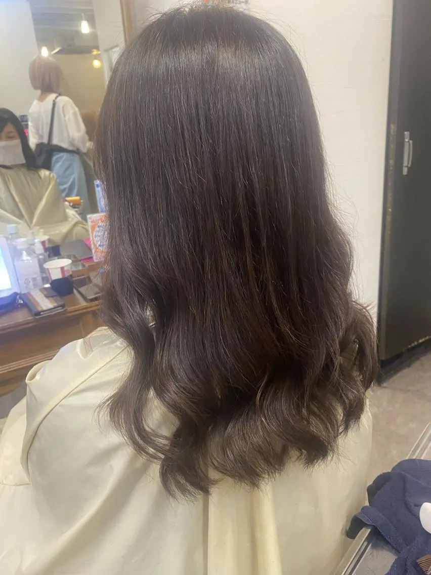 セミロング カラー くせ毛多毛特化 高橋　淳のヘアスタイル
