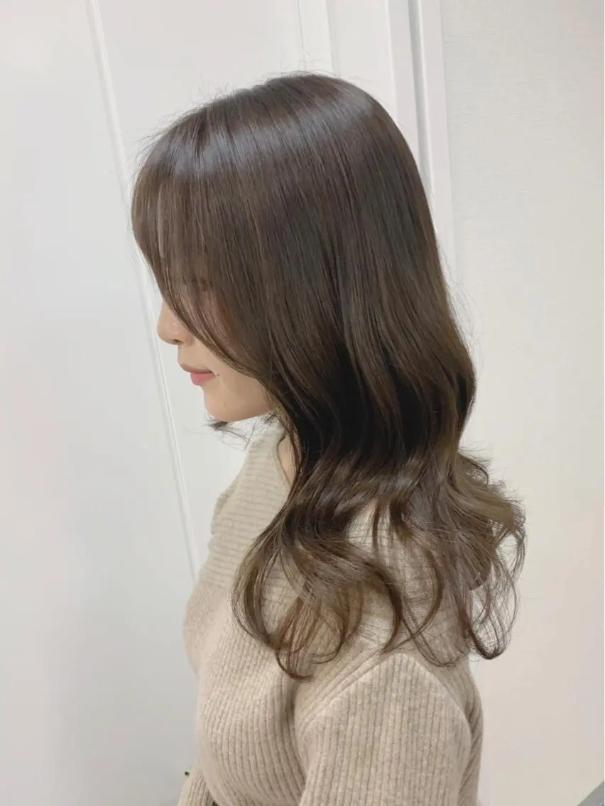 セミロング カラー ヘアアレンジ 柔らか垢抜けｶﾗｰと ｶｯﾄ🫧ASUKAのヘアスタイル