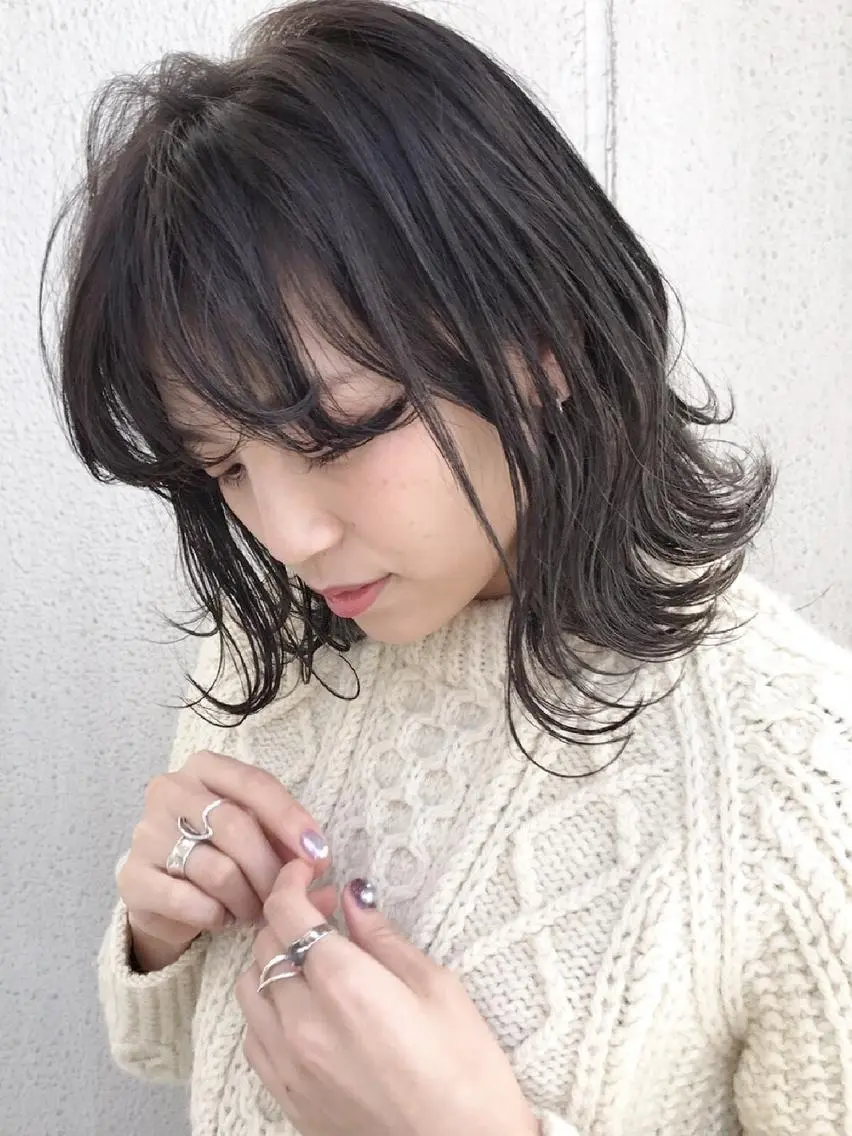 セミロング カラー カット ヘアカラー トリートメント 一ノ瀬 暁のヘアスタイル