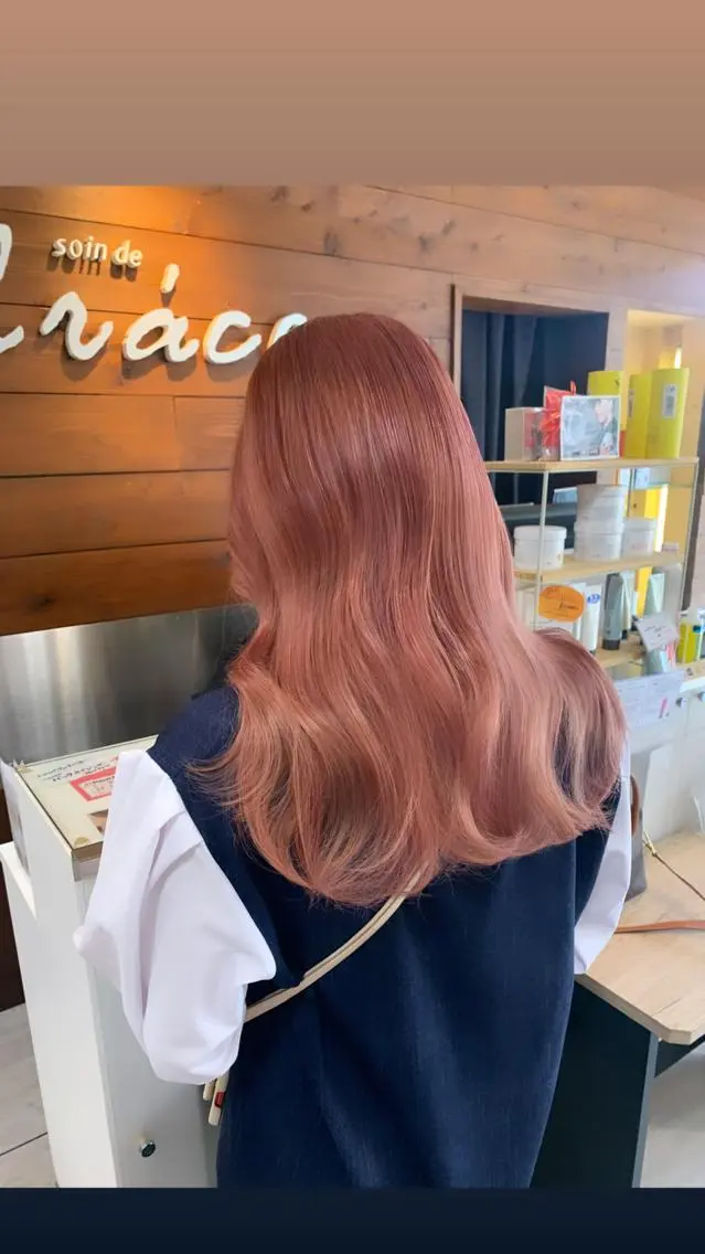 ロング カット ヘアカラー 🫧艶髪カラー🫧 森本くるみのヘアスタイル