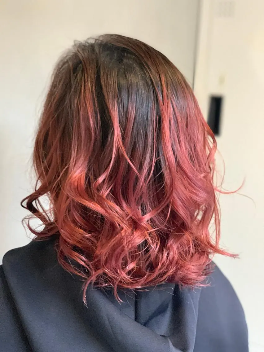 ミディアム カラー ヘアアレンジ ヘアカラー 髪質改善×ハイトーン 中田啄也のヘアスタイル