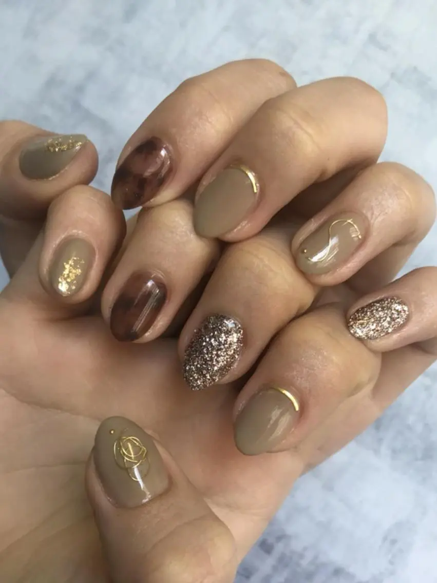 ネイル べっ甲ネイル ハンドネイル ハンドケア lylynail YUUKAのネイルデザイン