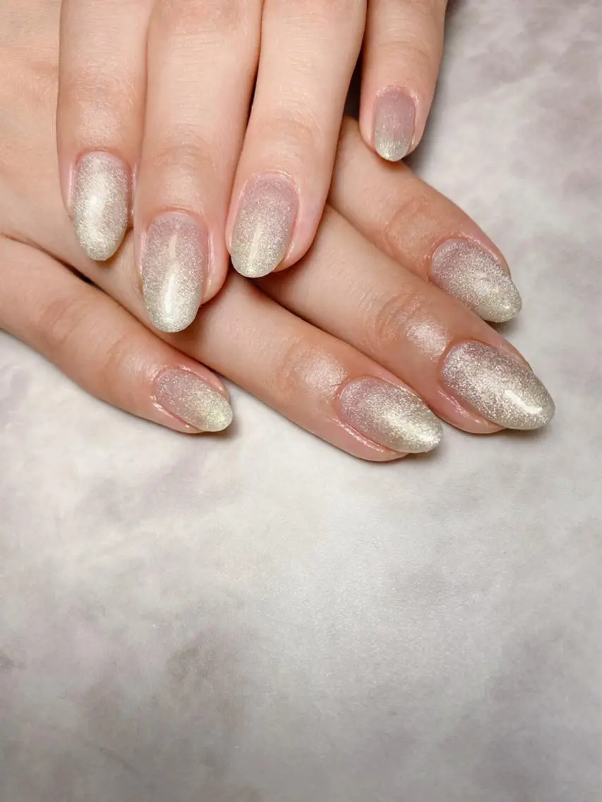 ネイル マグネットネイル ハンドネイル ハンドケア 🌿Charme🌿 MAIのネイルデザイン