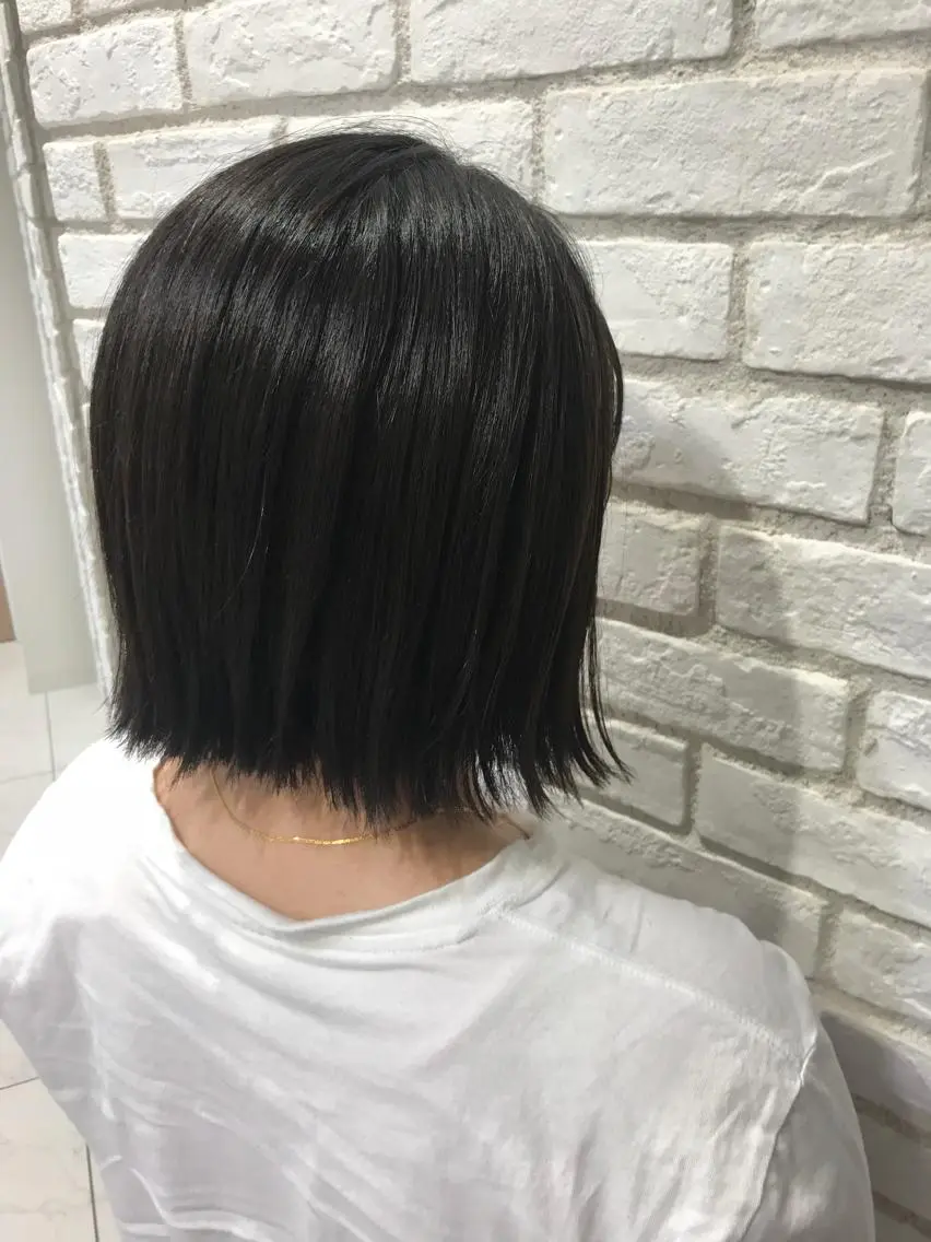 ミディアム 切りっぱなしボブ ボブ 米良 志織のヘアスタイル