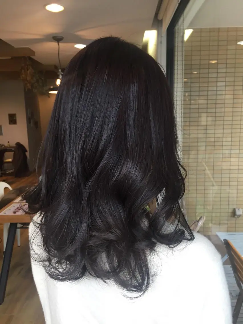 ロング カラー ピンクカラー ツキダテ ユイのヘアスタイル
