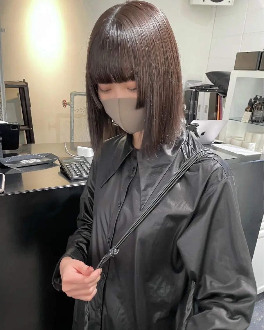 ミディアム カラー パーマ ヘアアレンジ メンズ キッズ ネイル マツエク・マツパ アイブロウ メンズバレイヤージュ メンズブリーチ メンズハイライト メンズハイトーン メンズインナーカラー トリートメント 艶ハイトーン/ヘア アレンジAYAKAのヘアスタイル
