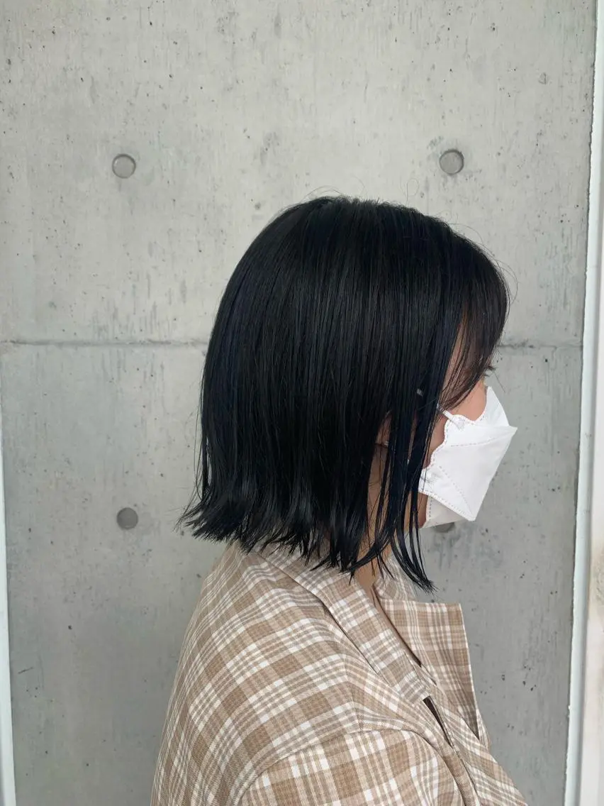 ショート カラー 切りっぱなしボブ 黒髪 ブルーカラー ブルーブラック ボブ カット ヘアカラー トリートメント yukari/ 立川美容室のヘアスタイル