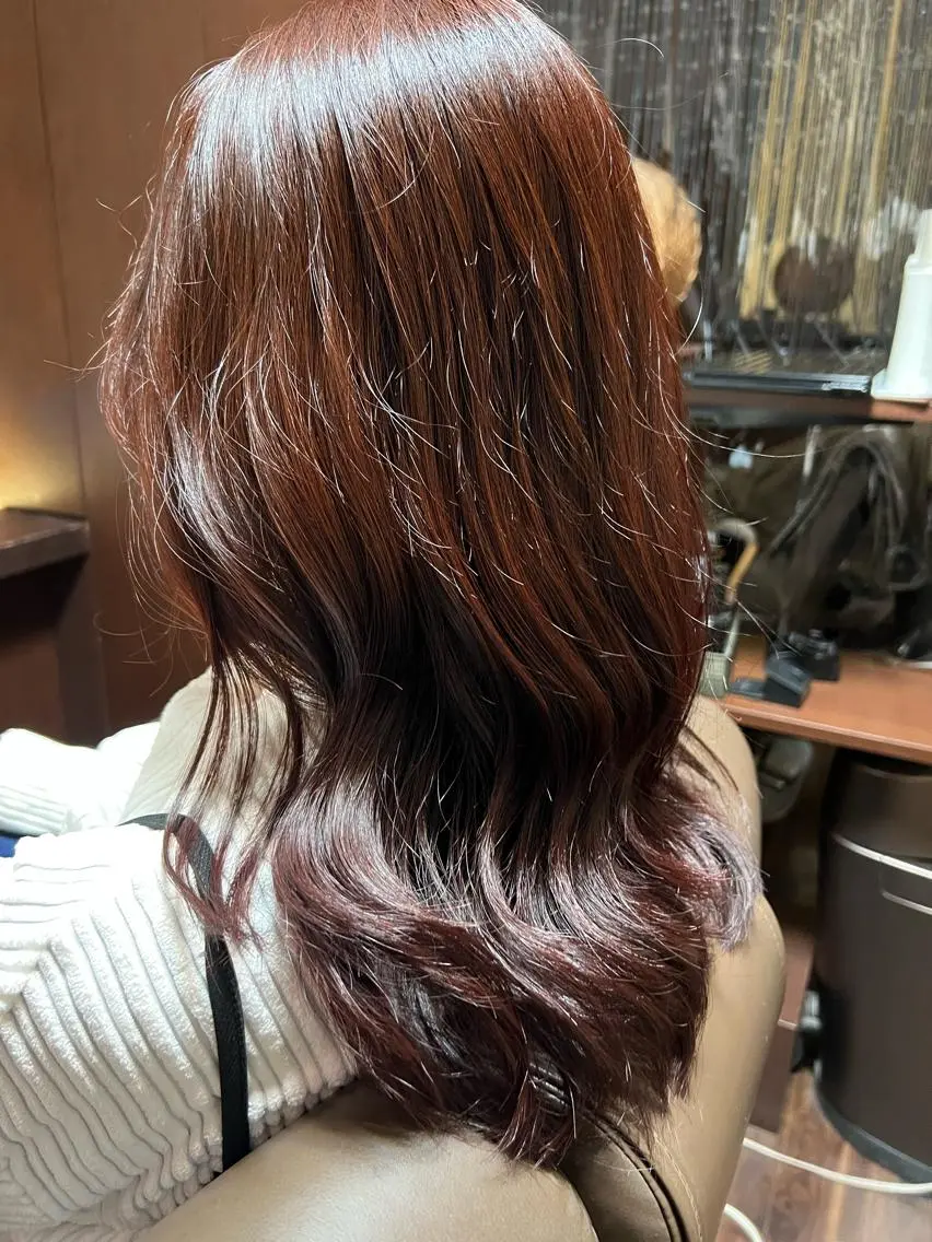 ロング カラー 廣瀬 莉奈のヘアスタイル