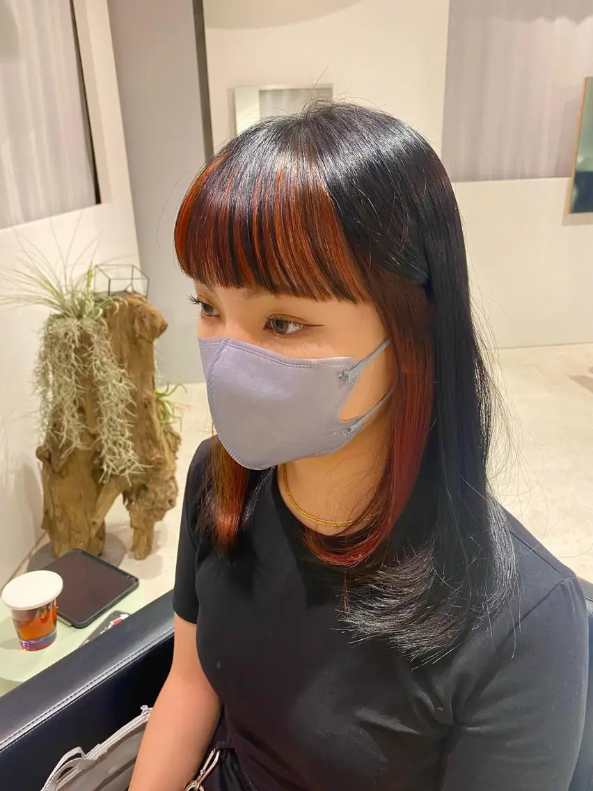 セミロング カラー ミストバング  フェイスフレーミング MUK ムクのヘアスタイル