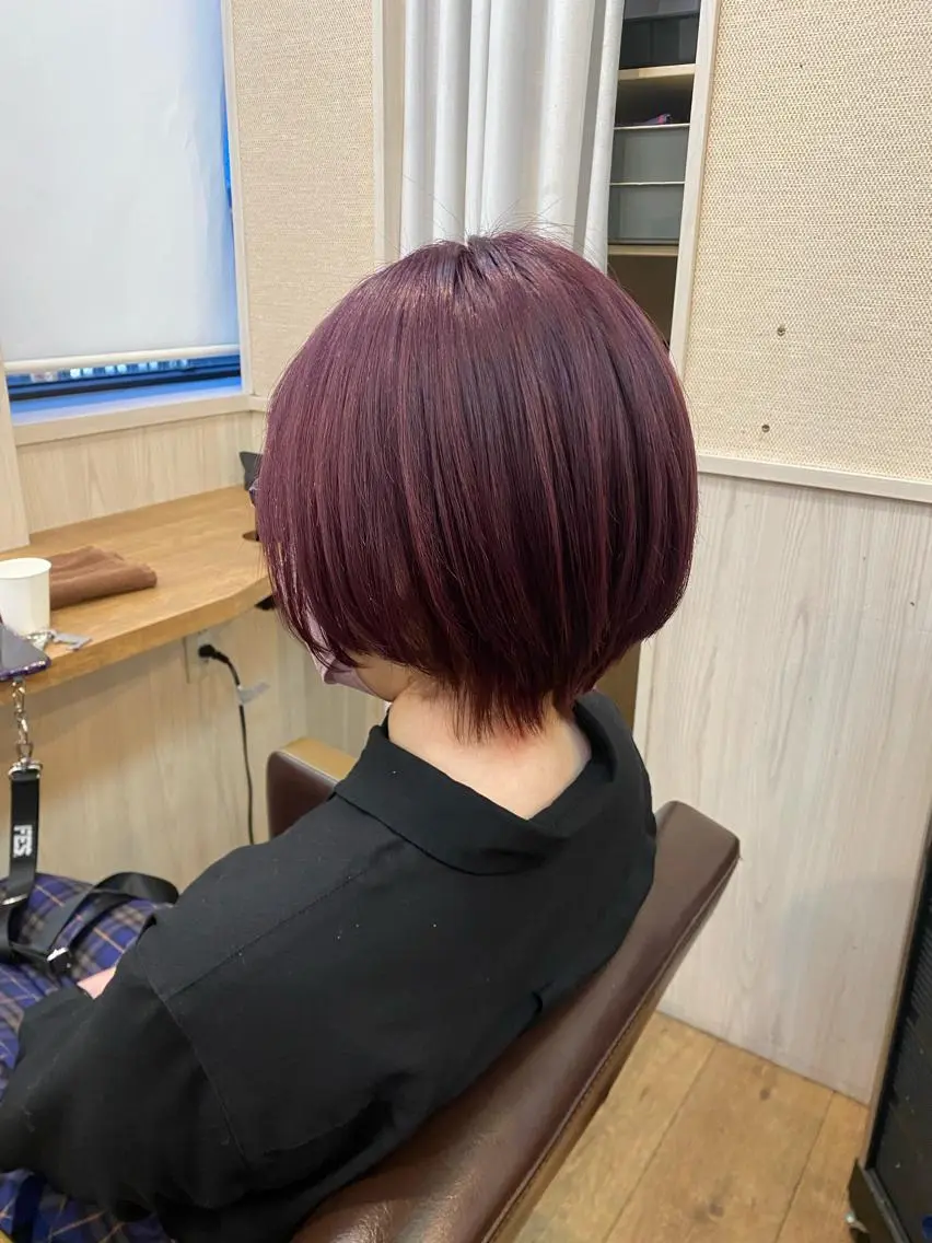 ショート カラー ピンクカラー バイオレットカラー カット ヘアカラー トリートメント NUMBER 天王寺YUYAのヘアスタイル
