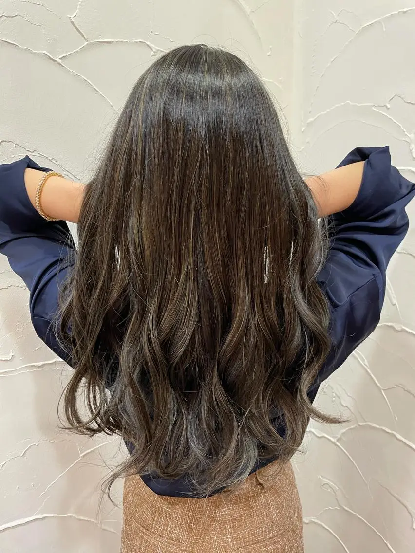 カラー ヘアカラー トリートメント 【店長】インナー指名 No.1戸塚優思のヘアスタイル