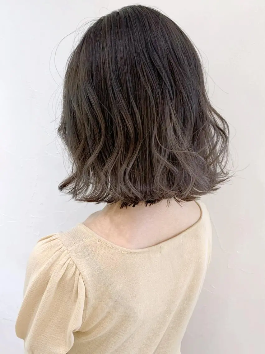 ミディアム カラー パーマ ヘアアレンジ グレージュ ボブ ITbyALBUM 中野店のヘアスタイル
