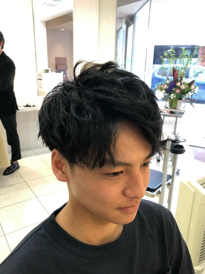 メンズ マッシュ カット 神田 澪史のヘアスタイル