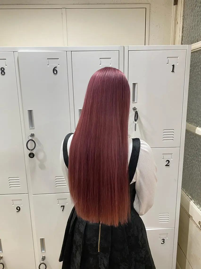 ロング カラー ブリーチ ピンクカラー ヘアカラー ハイトーンカラー 🍬Rinka🍬のヘアスタイル