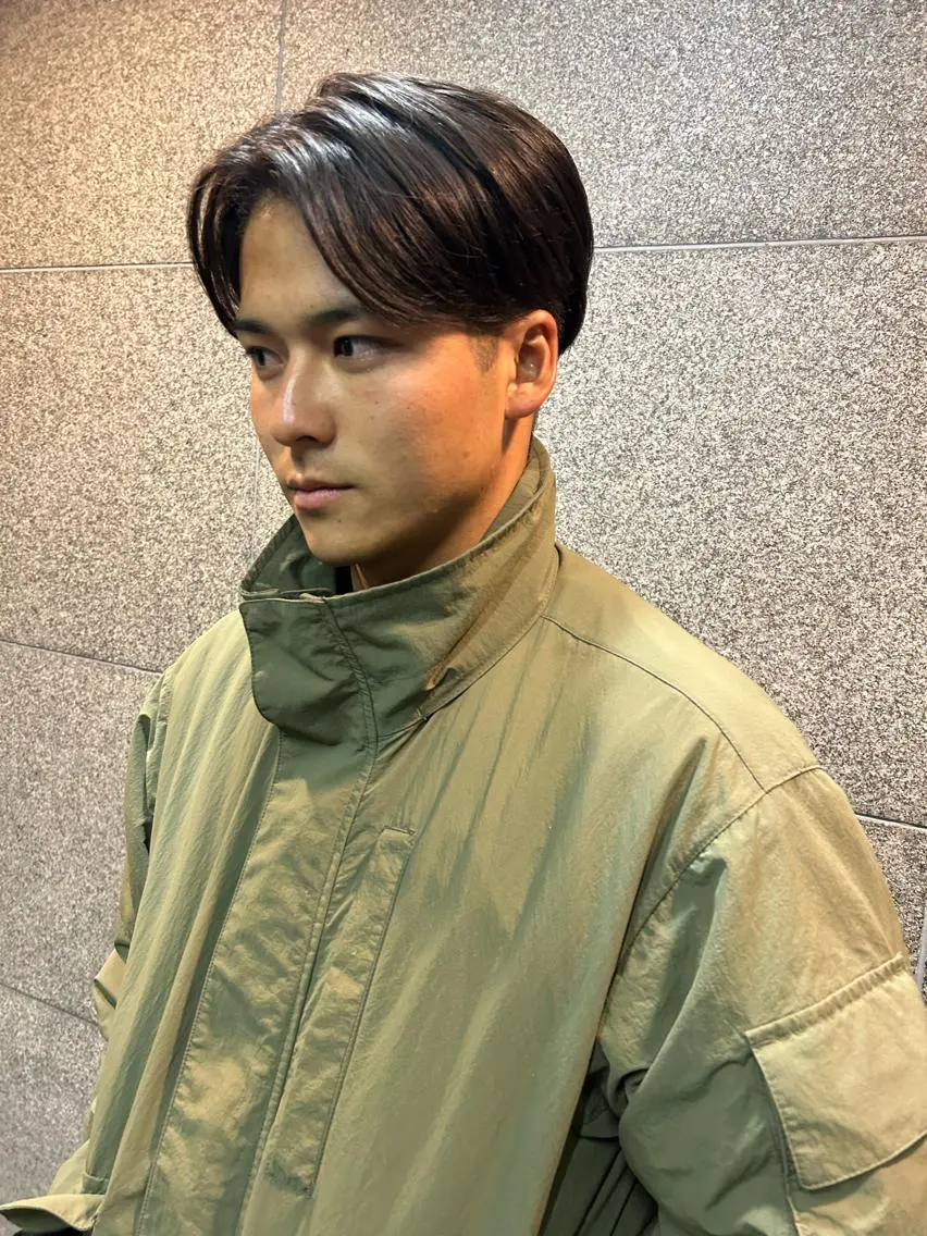 ショート メンズ メンズブリーチ センターパート メンズハイライト メンズインナーカラー メンズパーマ カット 💈メンズ短髪特化 ✂︎伊藤大輝💈のヘアスタイル